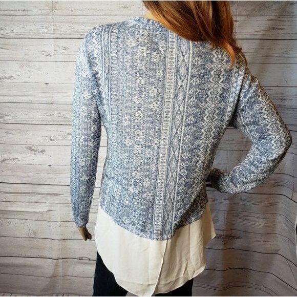 Kiara Small Blue Patterned Long Sleeve Knit Sweater With White Hem fall orchard - Picture 3 of 7